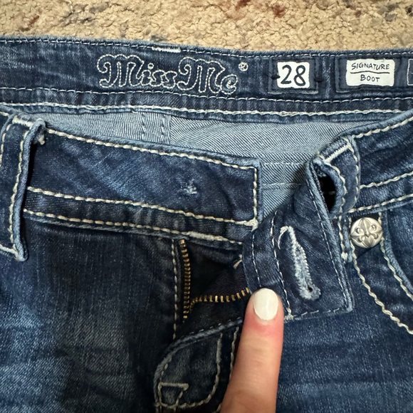 Boot cut Miss Me jeans - Picture 2 of 5